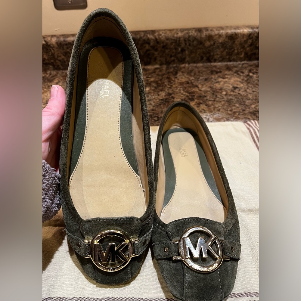 Michael Kors Women’s Forrest Green Suede Leather Fulton Moccasin Flats Sz 6 - Picture 7 of 7